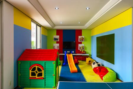 Apartamento à venda com 152m², 4 quartos e 4 vagas
