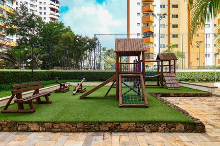 Apartamento à venda com 152m², 4 quartos e 4 vagas