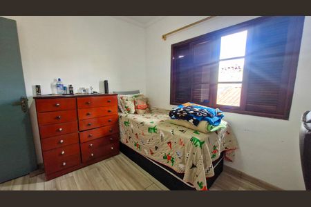 Casa à venda com 3 quartos, 171m² em Jardim Cruzeiro, São Paulo