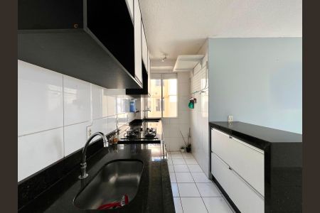 Apartamento à venda com 45m², 2 quartos e 1 vaga Apartamento à venda com 45m², 2 quartos e 1 vagaCozinha e Área de Serviço