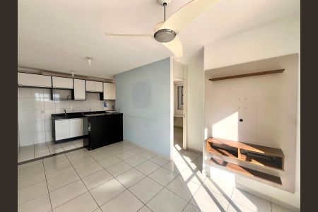 Apartamento à venda com 45m², 2 quartos e 1 vaga Apartamento à venda com 45m², 2 quartos e 1 vagaSala