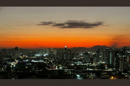 Apartamento à venda com 115m², 2 quartos e 2 vagas