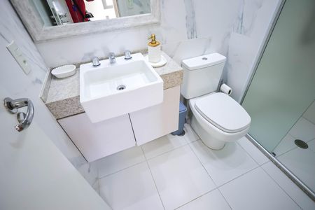Apartamento à venda com 56m², 2 quartos e 1 vagaBanheiro Social