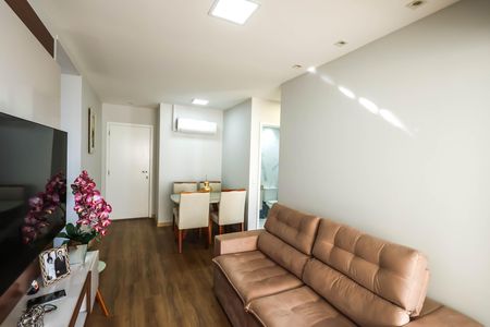 Apartamento à venda com 56m², 2 quartos e 1 vagaSala