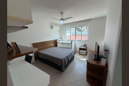 Casa à venda com 5 quartos, 305m² em Anil, Rio de Janeiro