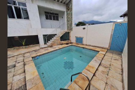 Casa de Condomínio à venda com 3 quartos, 278m² em Freguesia (Jacarepaguá), Rio de Janeiro