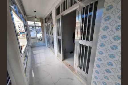 Casa de condomínio à venda com 278m², 3 quartos e sem vaga