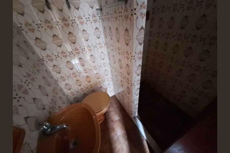Casa de condomínio à venda com 278m², 3 quartos e sem vaga