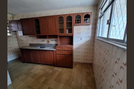 Casa de condomínio à venda com 278m², 3 quartos e sem vaga