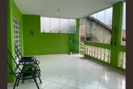 Casa à venda com 245m², 3 quartos e 4 vagas