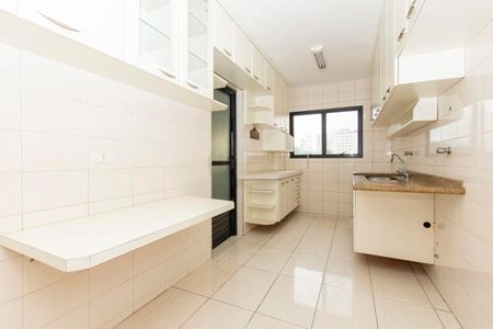 Apartamento para alugar com 130m², 3 quartos e 3 vagas