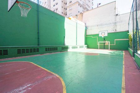 Apartamento para alugar com 130m², 3 quartos e 3 vagas