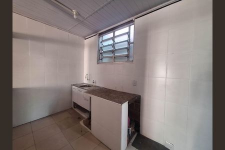 Casa para alugar com 70m², 2 quartos e sem vagaCozinha e Área de Serviço
