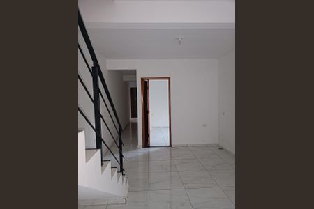 Casa para alugar com 2 quartos, 56m² em Vila Metalúrgica, Santo André