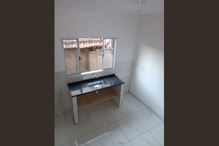 Cozinha de casa para alugar com 2 quartos, 56m² em Vila Metalúrgica, Santo André
