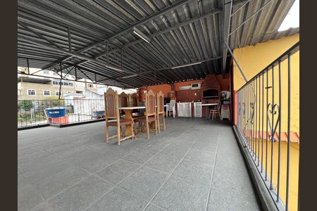 Casa para alugar com 70m², 2 quartos e sem vaga Casa para alugar com 70m², 2 quartos e sem vagaTerraço