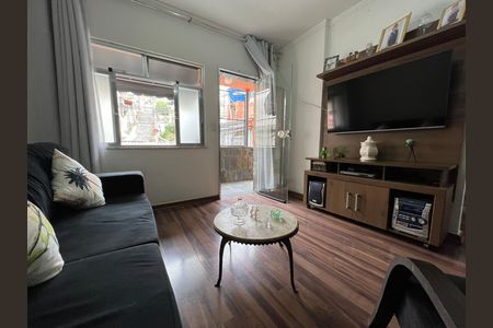 Casa para alugar com 70m², 2 quartos e sem vaga Casa para alugar com 70m², 2 quartos e sem vagaSala