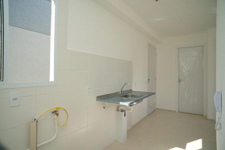 Cozinha de apartamento para alugar com 2 quartos, 36m² em Várzea das Mocas, São Gonçalo