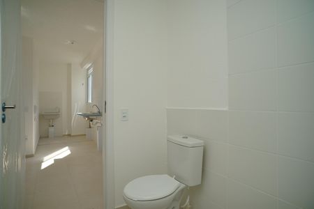 Apartamento para alugar com 36m², 2 quartos e sem vaga Apartamento para alugar com 36m², 2 quartos e sem vagaBanheiro