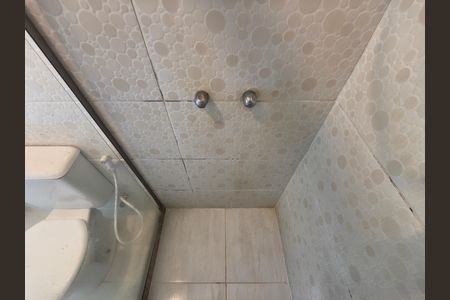 Casa de condomínio à venda com 180m², 3 quartos e sem vaga