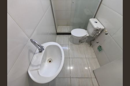 Casa de condomínio à venda com 180m², 3 quartos e sem vaga
