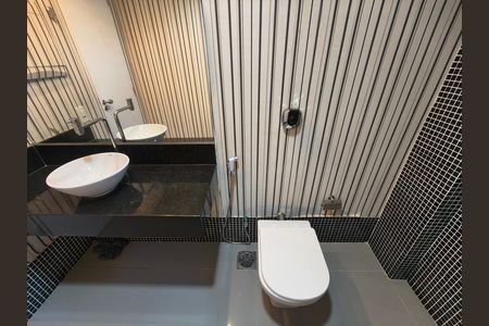 Casa de condomínio à venda com 180m², 3 quartos e sem vaga