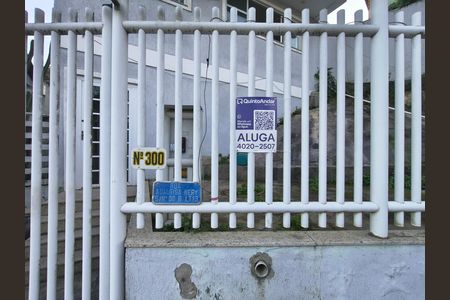Casa de condomínio à venda com 180m², 3 quartos e sem vaga