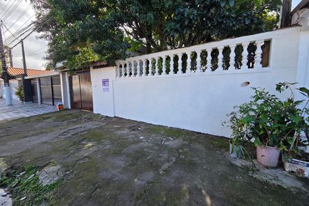 Fachada de casa para alugar com 2 quartos, 250m² em Jardim Melvi, Praia Grande
