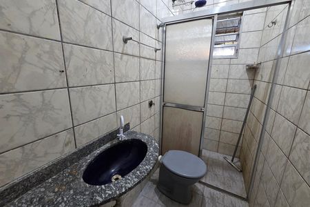 Banheiro de casa para alugar com 2 quartos, 250m² em Jardim Melvi, Praia Grande