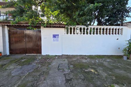 Casa para alugar com 250m², 2 quartos e 4 vagas Casa para alugar com 250m², 2 quartos e 4 vagasFachada