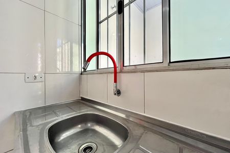 Cozinha de casa para alugar com 1 quarto, 36m² em Jardim Oriental, São Paulo