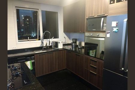 Apartamento à venda com 3 quartos, 177m² em Jardim Analia Franco, São Paulo