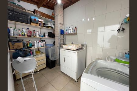 Área de Serviço de casa à venda com 4 quartos, 124m² em Jardim Alvorada (zona Oeste), São Paulo