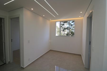 Apartamento para alugar com 2 quartos, 35m² em Cidade São Mateus, São Paulo