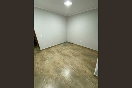 Casa à venda com 3 quartos, 190m² em Vila Carrão, São Paulo