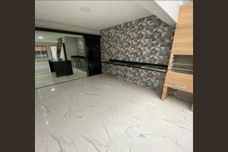Casa à venda com 3 quartos, 190m² em Vila Carrão, São Paulo