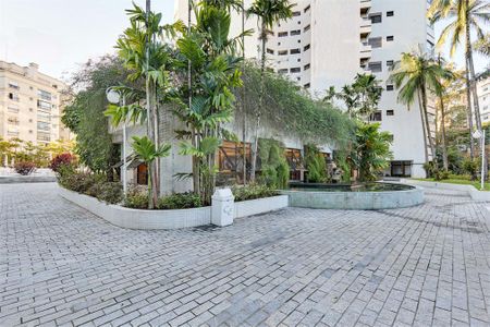 Apartamento à venda com 376m², 4 quartos e 4 vagas
