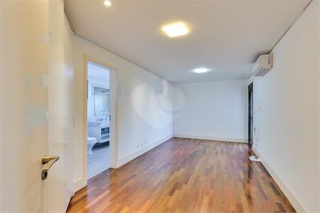 Apartamento à venda com 4 quartos, 376m² em Vila Cruzeiro, São Paulo