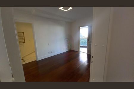 Apartamento à venda com 258m², 3 quartos e 5 vagas