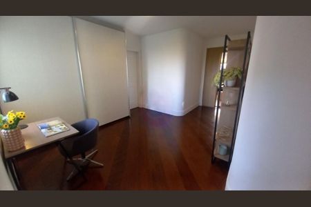 Apartamento à venda com 258m², 3 quartos e 5 vagas