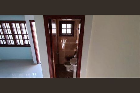 Casa à venda com 3 quartos, 110m² em Vila Mazzei, São Paulo