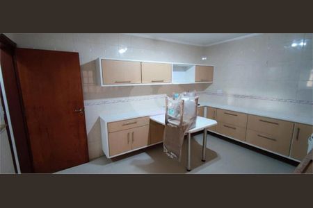 Casa à venda com 110m², 3 quartos e 2 vagas