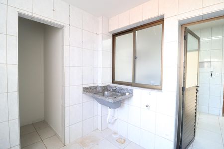 Apartamento para alugar com 89m², 3 quartos e 1 vagaÁrea de Serviço
