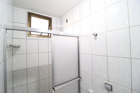 Banheiro do Quarto 3 de apartamento para alugar com 3 quartos, 89m² em Saraiva, Uberlândia