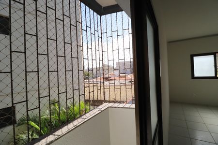 Sacada de apartamento para alugar com 3 quartos, 89m² em Saraiva, Uberlândia