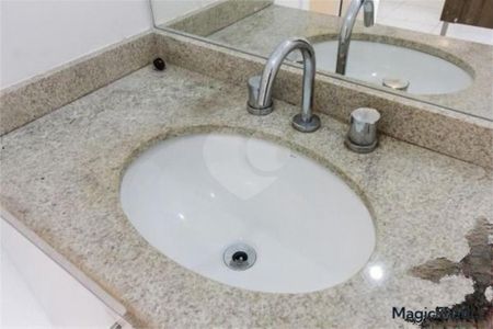 Apartamento à venda com 2 quartos, 66m² em Parque Industrial Tomas Edson, São Paulo