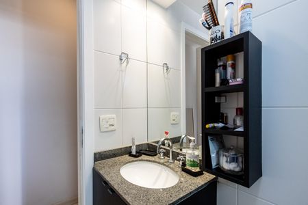 Apartamento para alugar com 70m², 2 quartos e 1 vaga Apartamento para alugar com 70m², 2 quartos e 1 vagaQuarto 1 - Banheiro da Suite