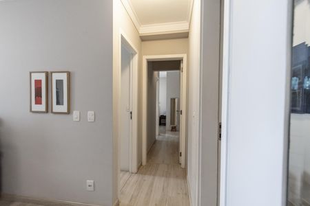 Corredor de apartamento à venda com 2 quartos, 70m² em Água Branca, São Paulo