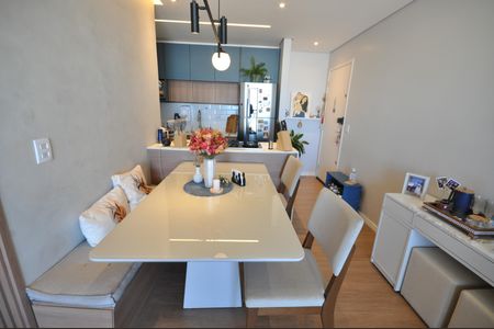 Apartamento à venda com 63m², 2 quartos e 1 vagaSala de Jantar