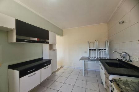 Casa para alugar com 100m², 1 quarto e sem vaga Casa para alugar com 100m², 1 quarto e sem vagaCozinha